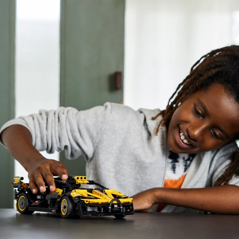 LEGO Technic Bugatti Bolide Raceauto - 1 stuk