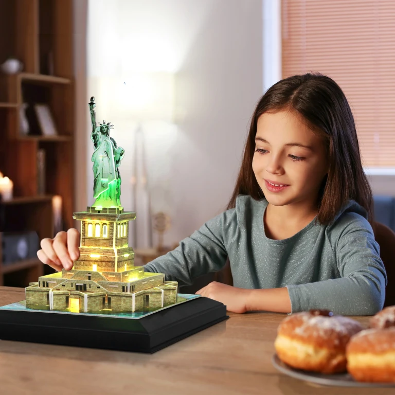 Cubic Fun 3D Puzzel Vrijheidsbeeld met LED