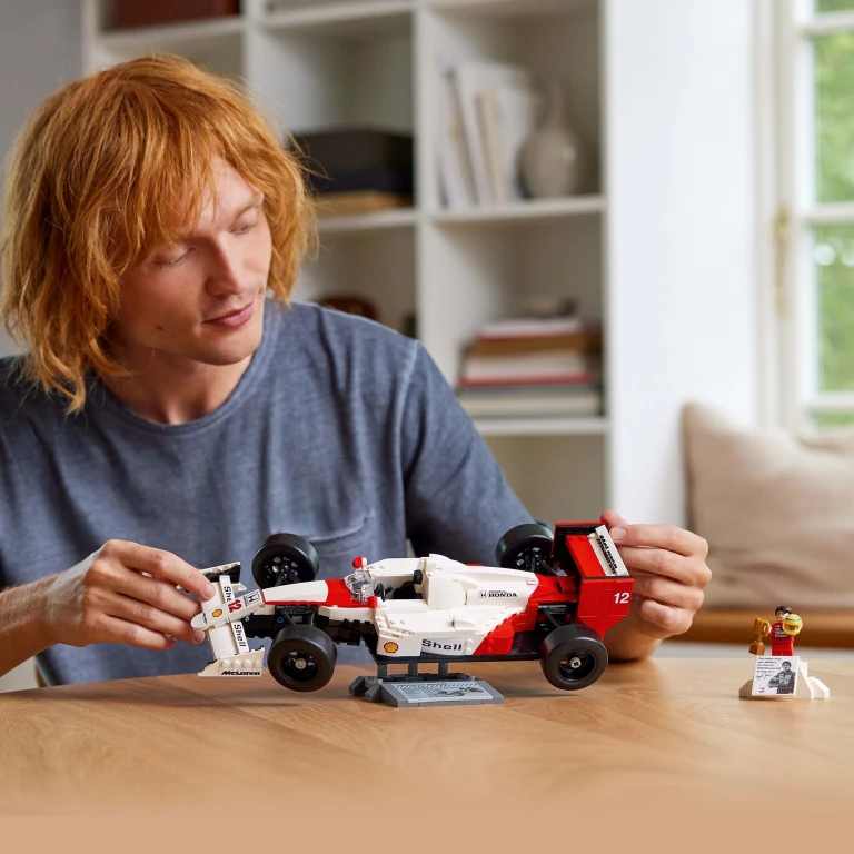 Lego Icons McLaren F1 Ayrton Senna Bouwset - 1 stuk