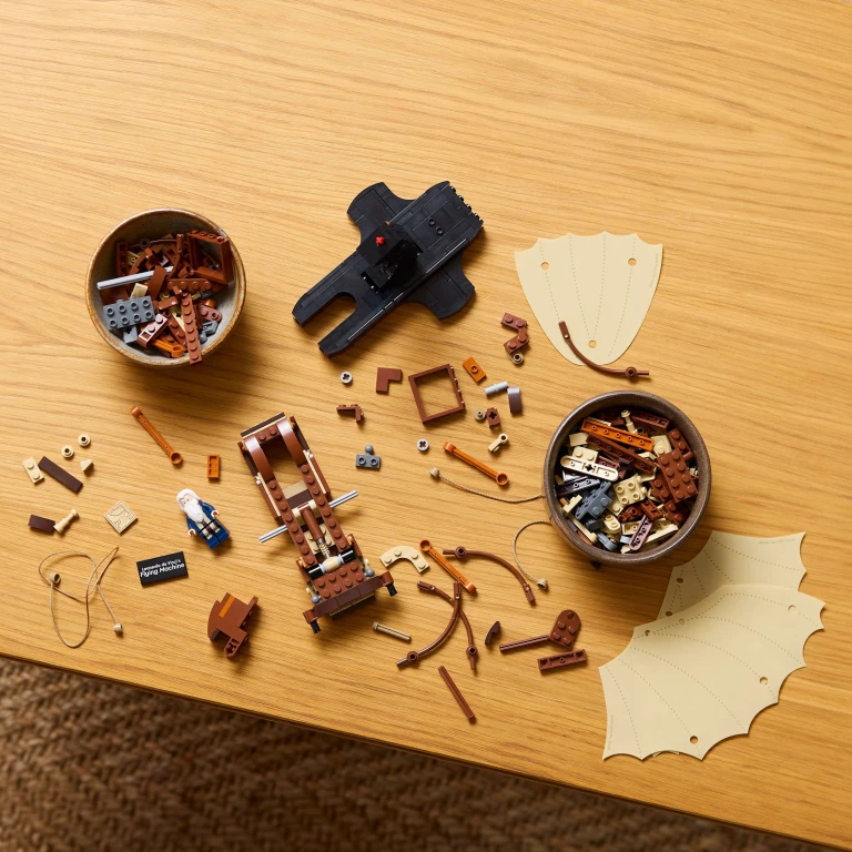 LEGO Icons Bouwset Vliegmachine Leonardo da Vinci