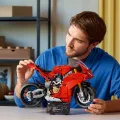 Lego 42202 Technic Ducati Panigale V4 S Motor