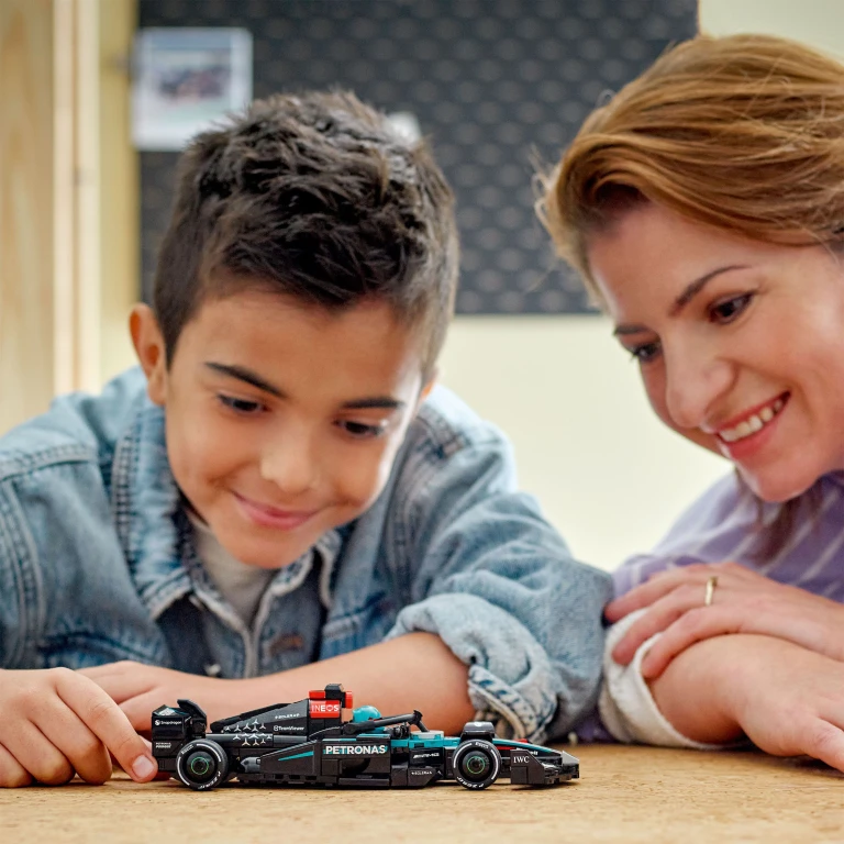 Lego Speed Champions F1 Mercedes-AMG PETRONAS Racewagen - 1 stuk