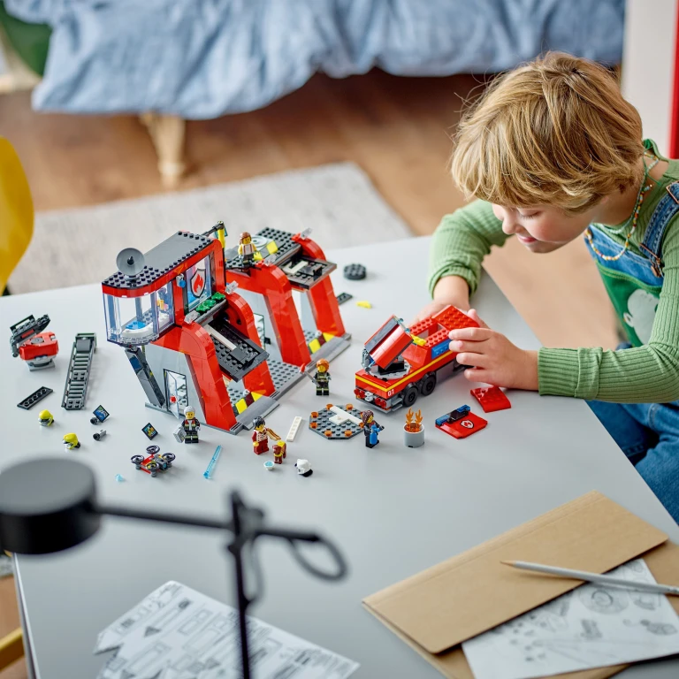 LEGO City Brandweerkazerne en Brandweerauto - 1 stuk