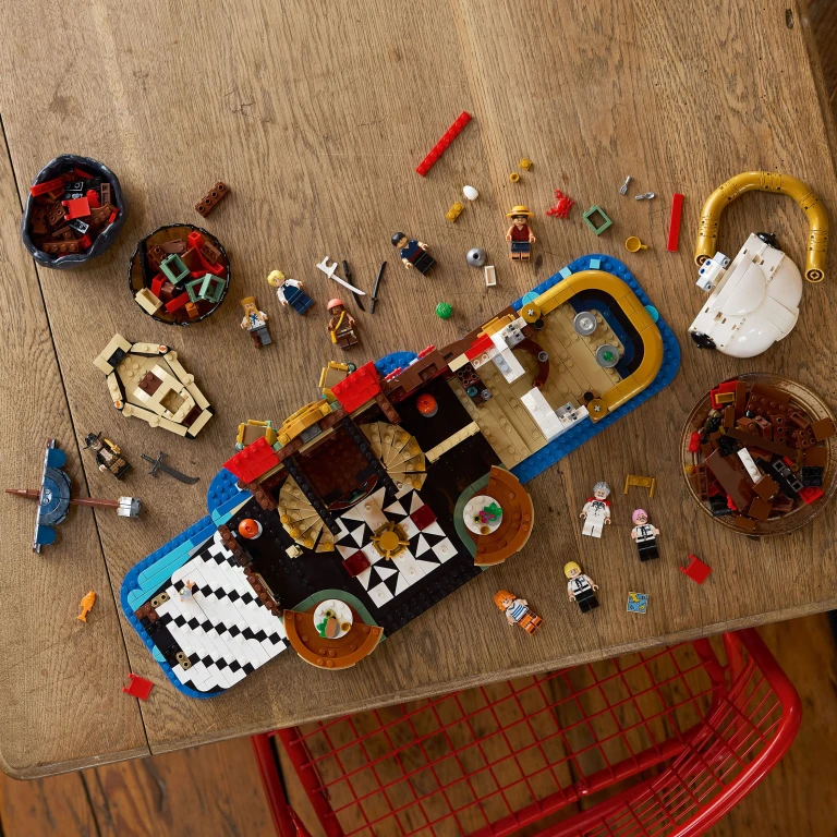 LEGO Lego Set One Piece Drijvend Restaurant Baratie 1 stuk