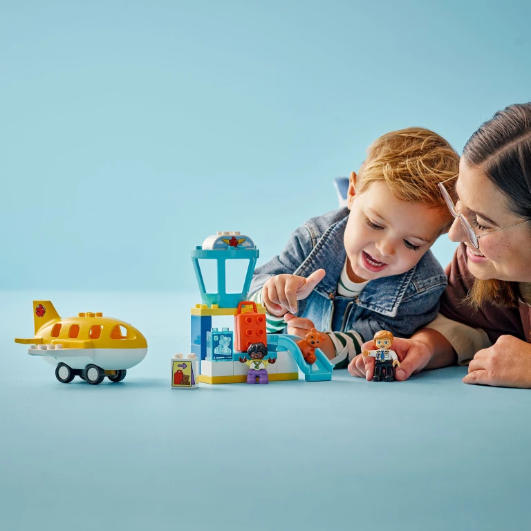 LEGO Duplo Town Voor Het Eerst Op Vliegveld Bouwset - 1 stuk