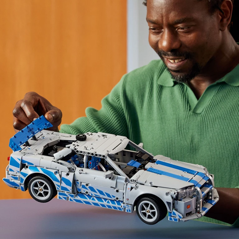 LEGO Technic 2 Fast 2 Furious Nissan Skyline GT-R (R34) - 1 stuk