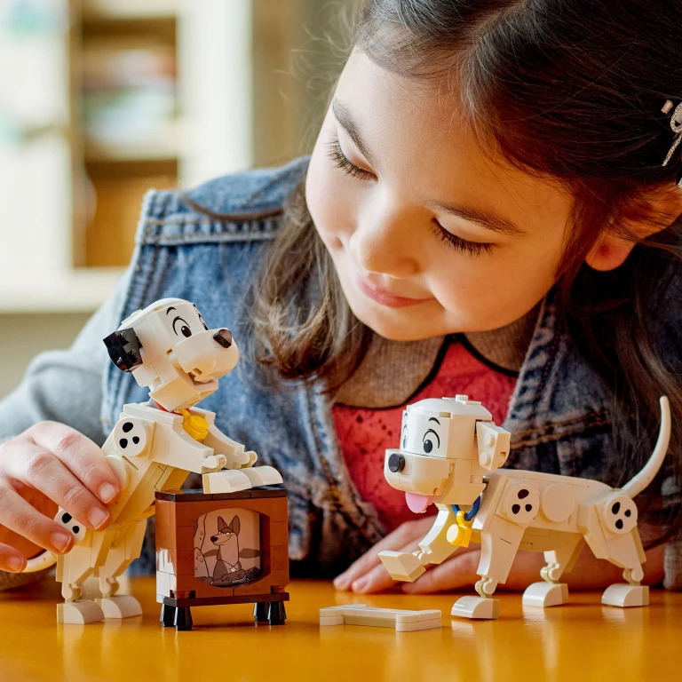 LEGO Disney Lucky & Penny Dalmatiërs Bouwset - 1 stuk