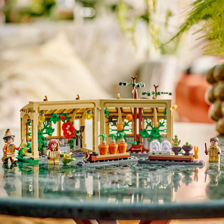 Lego 76445 Harry Potter Zweinstein Kruidenkundeles