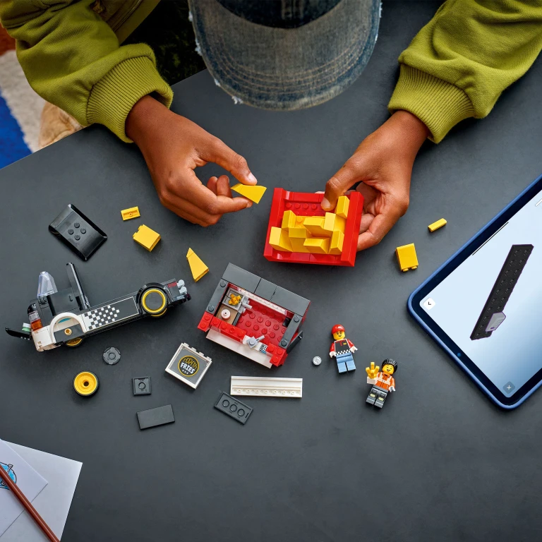 LEGO City Snackbartruck - Bouwset met 2 figuren