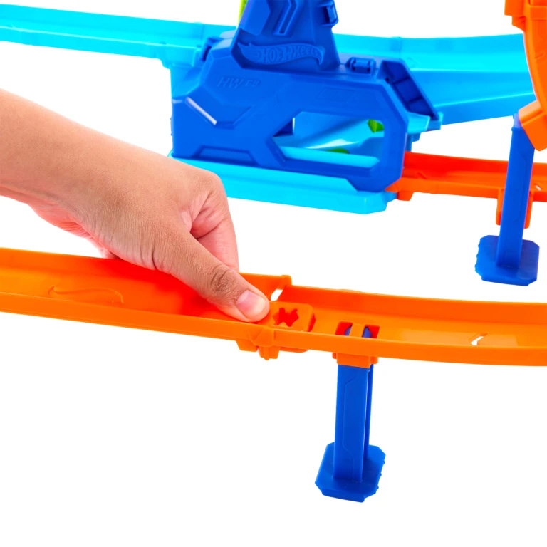 Hot Wheels Speelgoedauto Stuntbaan Snelle Lanceringscycloon 1 stuk