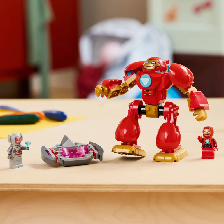 LEGO Super Heroes Marvel Ultron vs Iron Man Bouwset - 1 stuk