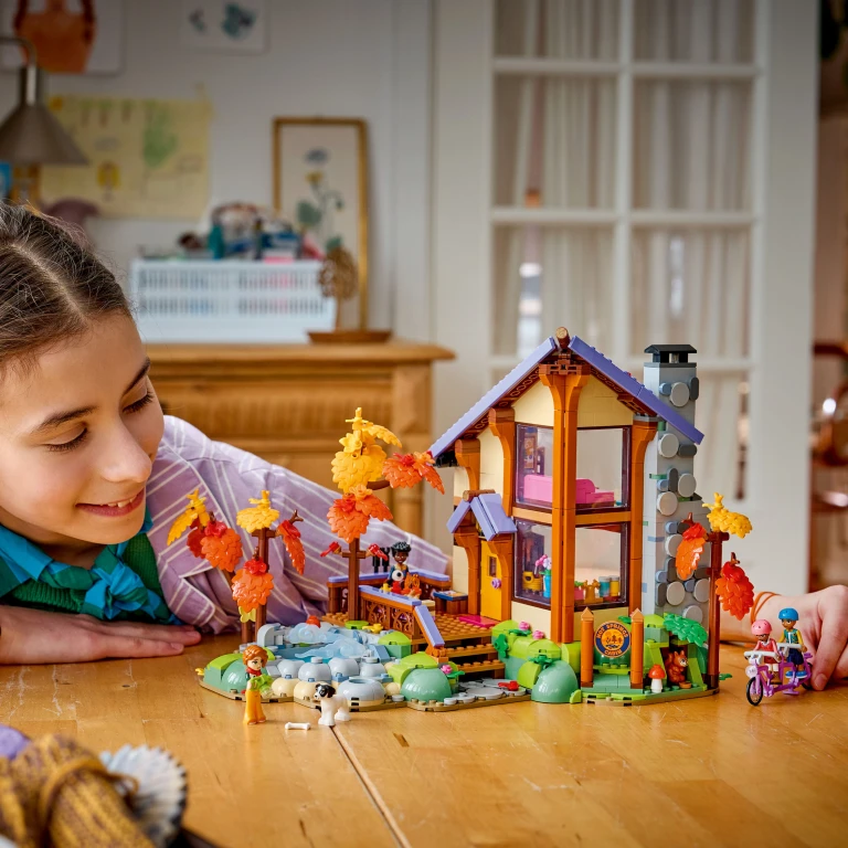 Lego 42705 Friends Gezellige Boshut Herfst