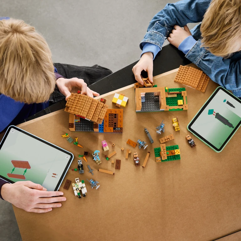 Lego 21596 Minecraft Oproeper Dorpsaanval