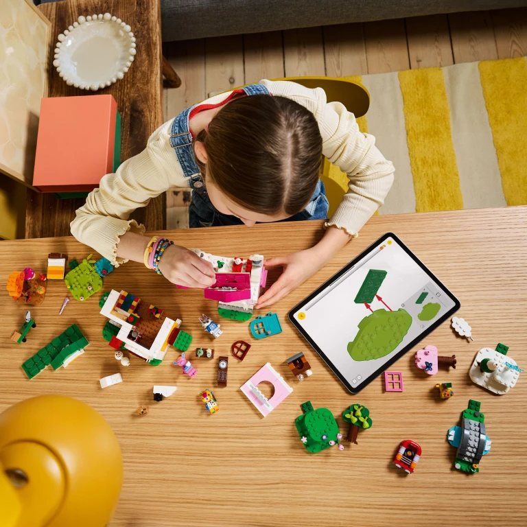 LEGO Animal Crossing Creatieve Huizen Seizoenen Set
