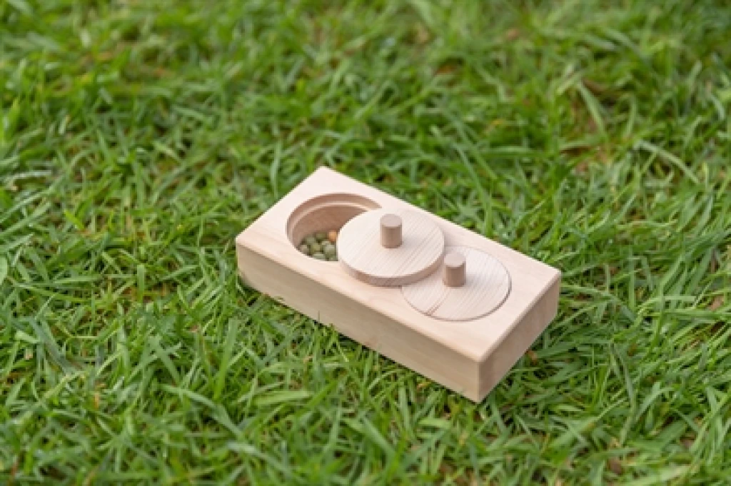 Trixie Snack Box voor Konijnen en Ratten - Onbehandeld Hout - 1 stuk